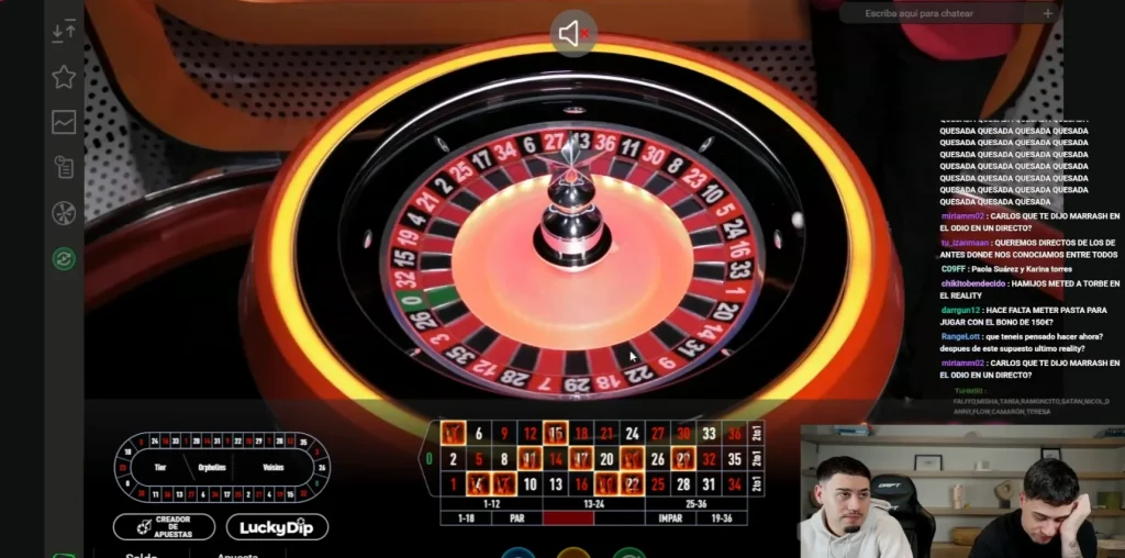 Carrete de tragamonedas clásicas con frutas y sietes en 2026